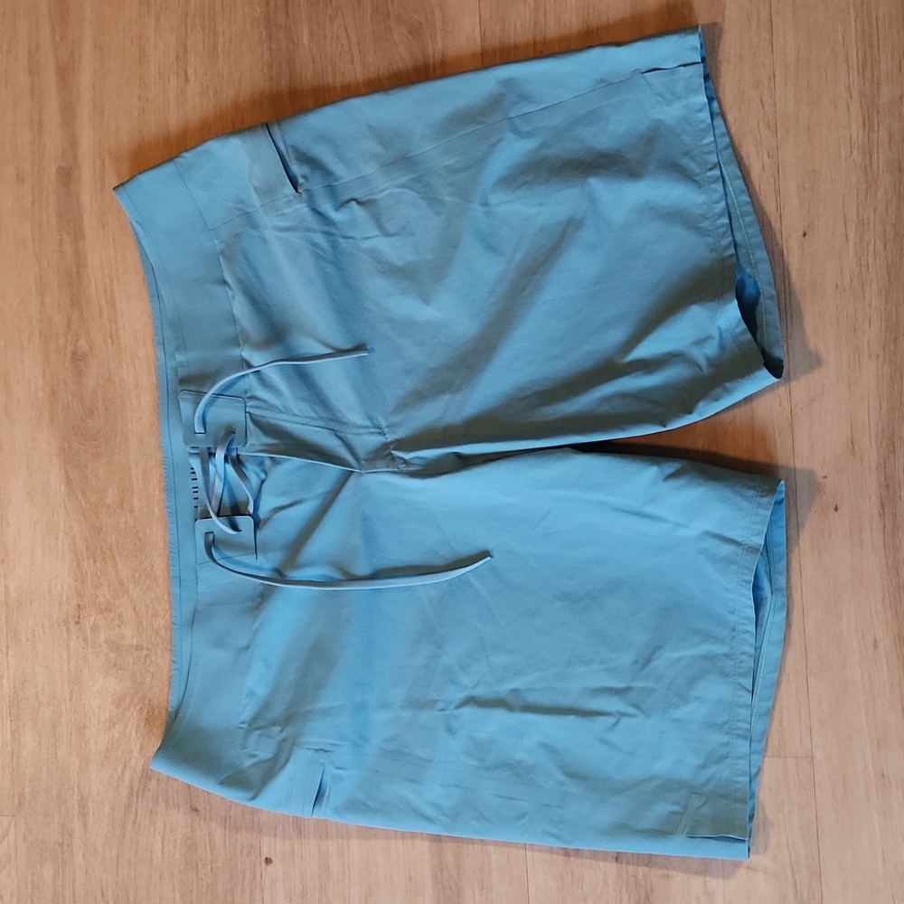 Lululemon Current State Board short size 36